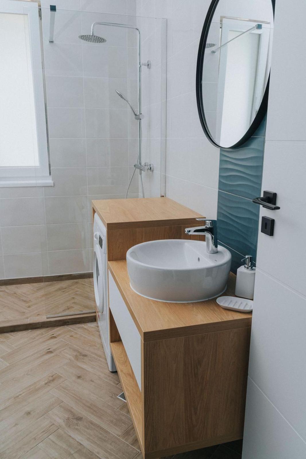 Charlotte Piata Unirii - Free Private Parking 2Bedrooms Apartment Oradea Ngoại thất bức ảnh